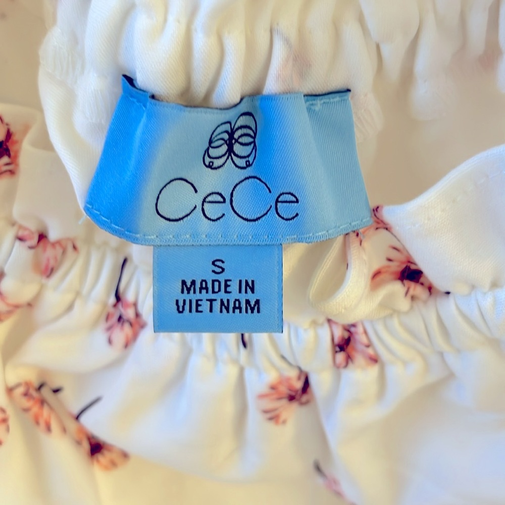 CeCe Blouse - off shoulder size S - Picture 7 of 8